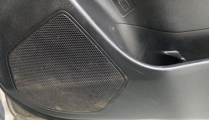 2018 Maruti Swift VXI, CNG, Manual, 99,078 km, Speaker