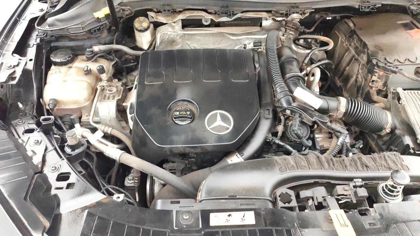 2024 Mercedes Benz GLA Class 200, Petrol, Automatic, 22,654 km, Engine View - Right
