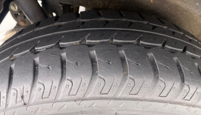 2018 Maruti Wagon R 1.0 VXI OPT AMT, Petrol, Automatic, 7,024 km, Right Rear Tyre Tread