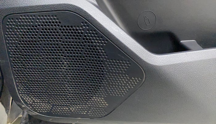 2022 Tata Harrier XT PLUS 2.0L KRYOTEC DARK EDITON, Diesel, Manual, 13,768 km, Speaker