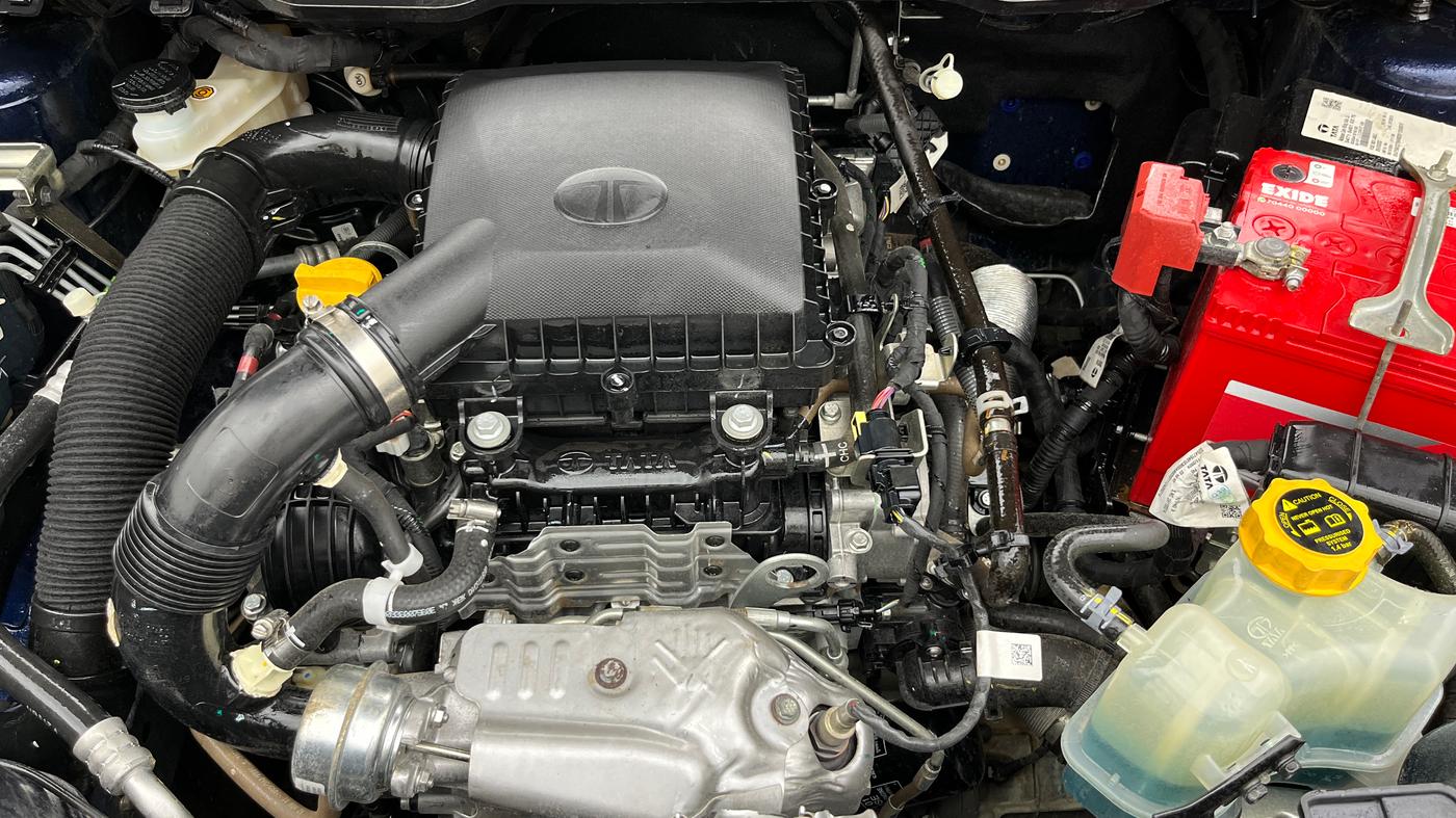 2024 Tata Curvv Accomplished S 1.2 Petrol 7DCA, Petrol, Automatic, 1,401 km, Engine View