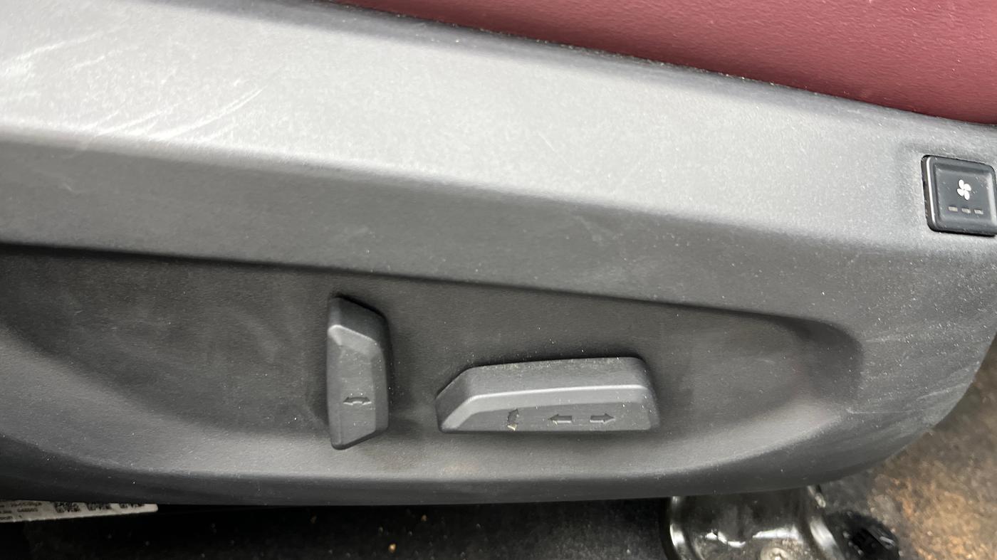 2024 Tata Curvv Accomplished S 1.2 Petrol 7DCA, Petrol, Automatic, 1,401 km, Driver Side Adjustment Panel