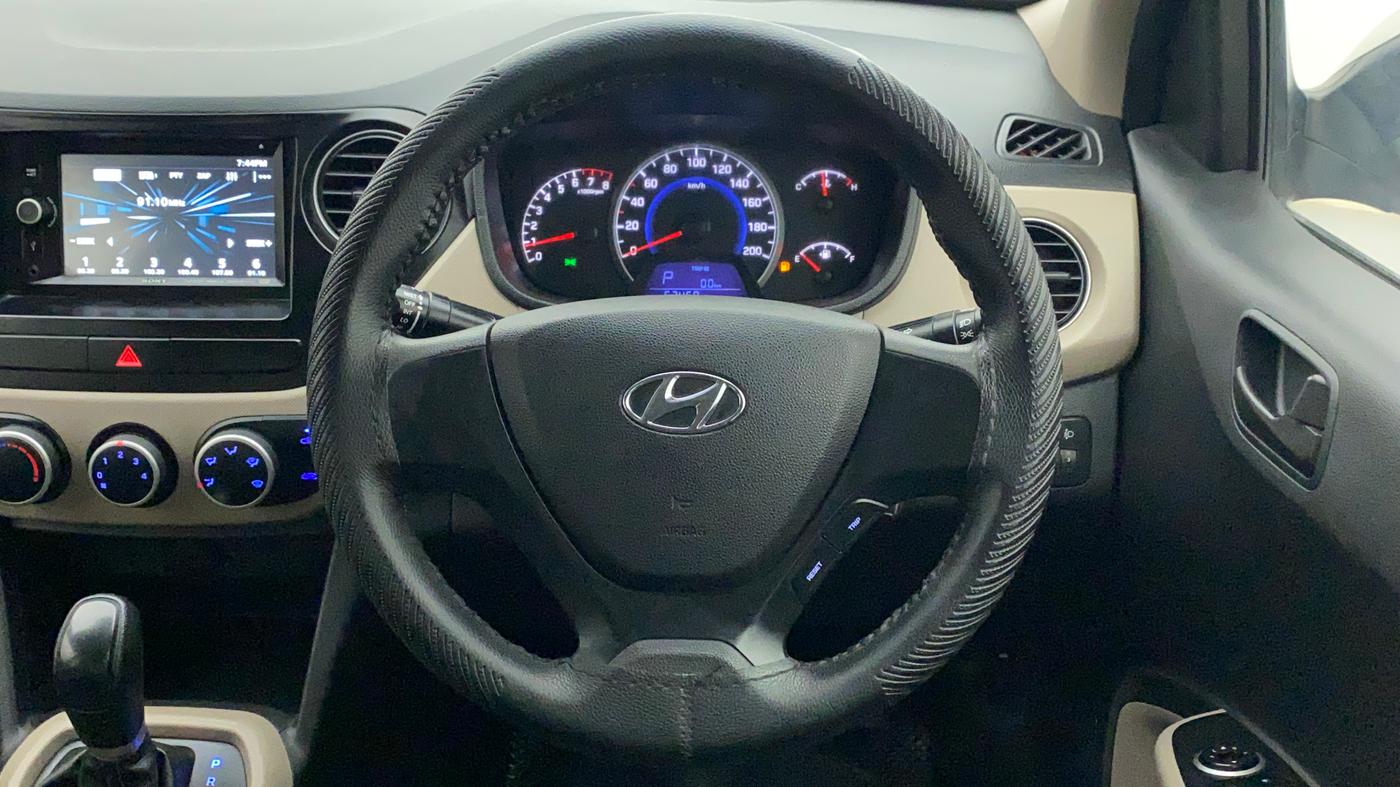 2017 Hyundai Grand i10 MAGNA AT 1.2 KAPPA VTVT, Petrol, Automatic, 62,458 km, Steering Wheel Close Up