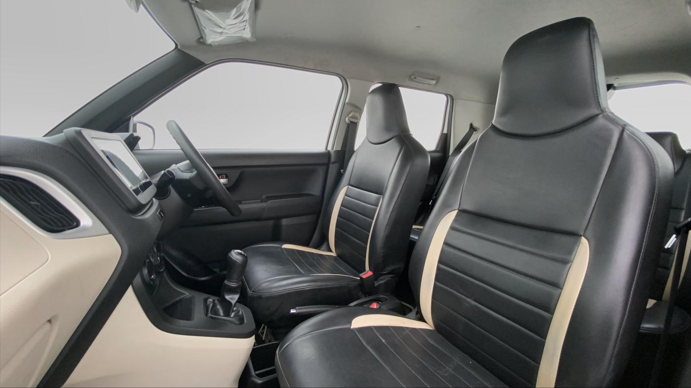 2019 Maruti New Wagon-R ZXI 1.2 old, Petrol, Manual, 32,324 km, Right Side Front Door Cabin View