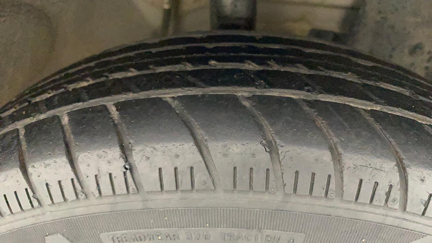 2018 Nissan Micra Active XL O, Petrol, Manual, 33,048 km, Right Front Tyre Tread