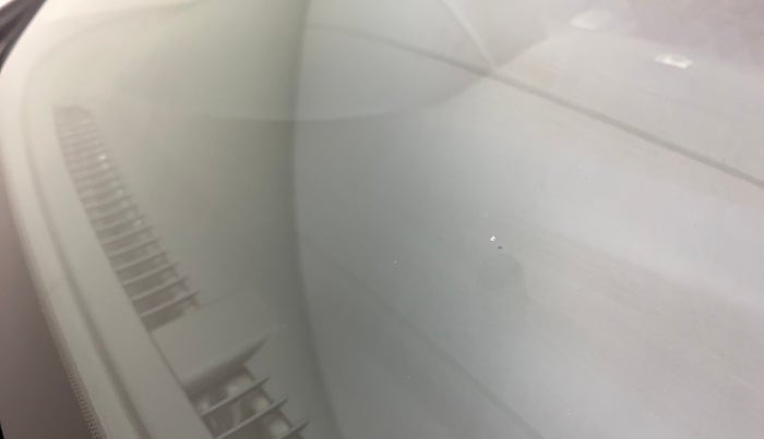 2018 Nissan Micra Active XL O, Petrol, Manual, 33,048 km, Front windshield - Minor spot on windshield