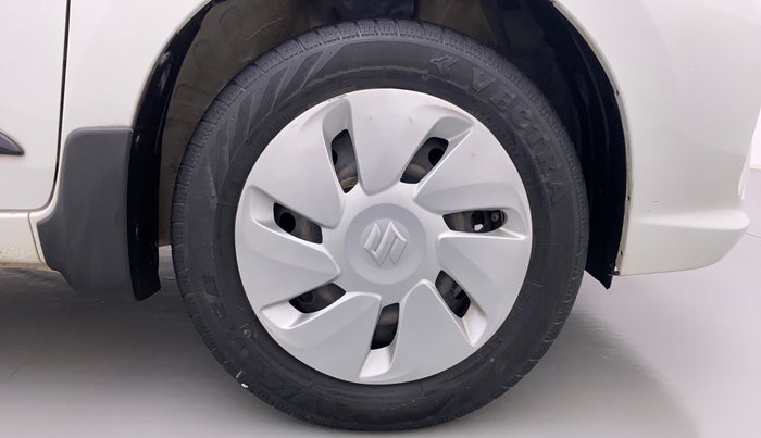 2019 Maruti Celerio ZXI D, Petrol, Manual, 65,846 km, Right Front Wheel