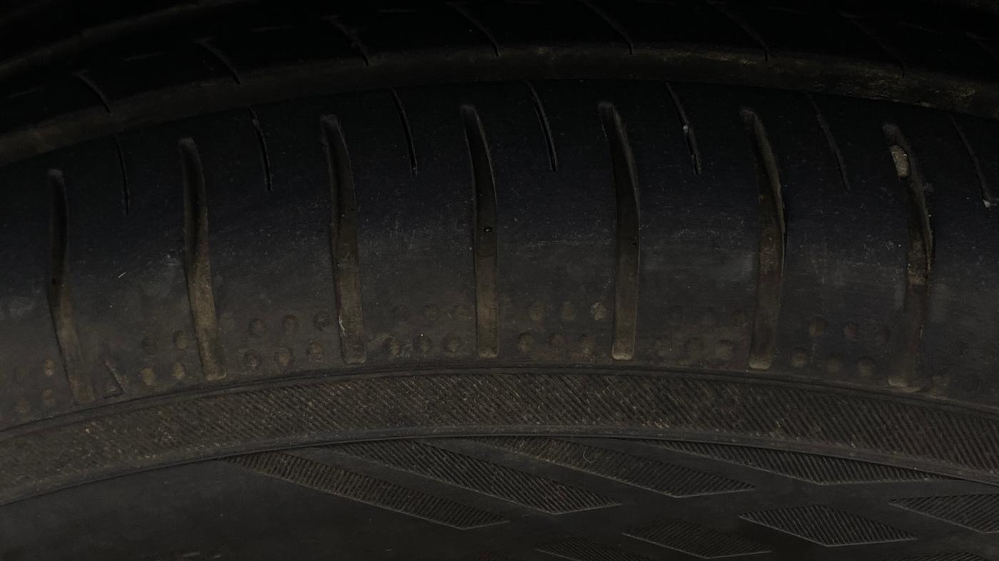 2020 Hyundai VENUE SX 1.0 TURBO IMT, Petrol, Manual, 36,373 km, Left Front Tyre Tread