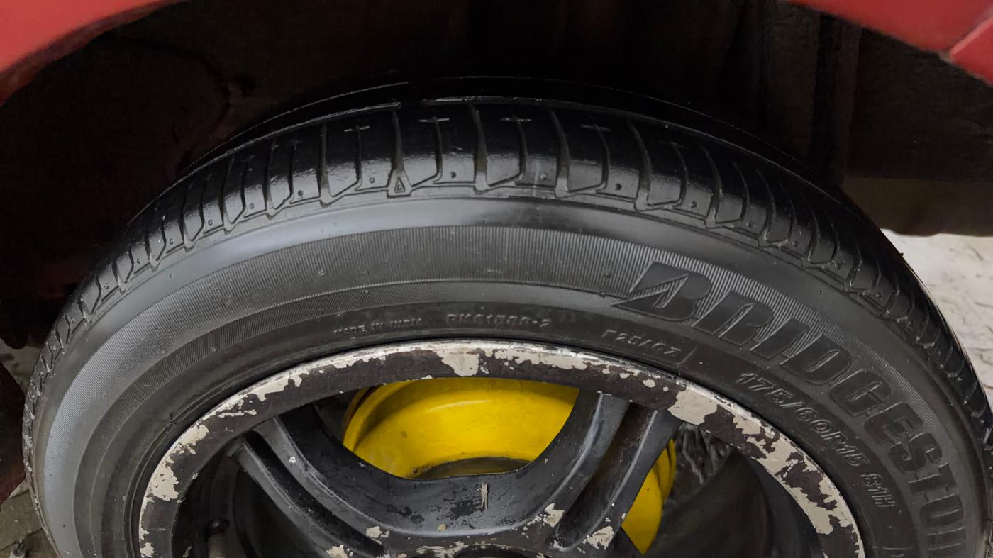 2017 Tata TIGOR XZ PETROL, CNG, Manual, 74,324 km, Left Rear Tyre Tread