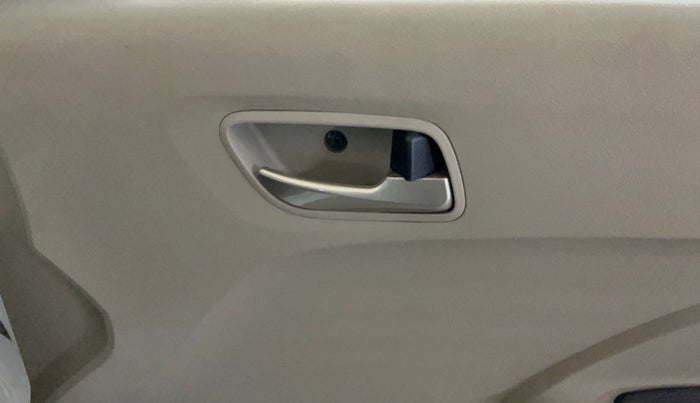 2022 Hyundai NEW SANTRO SPORTZ AMT, Petrol, Automatic, 15,796 km, Driver Side Door Panels Control