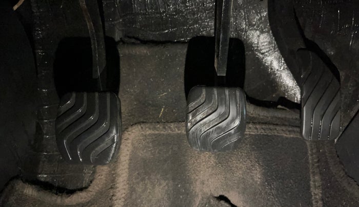 2023 Nissan MAGNITE XE, Petrol, Manual, 40,447 km, Pedals