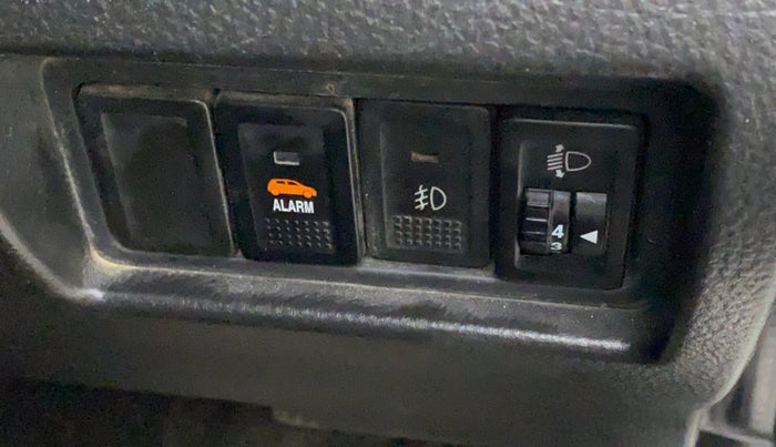 2016 Maruti Swift VXI, Petrol, Manual, 58,408 km, Dashboard - Headlight height adjustment not working