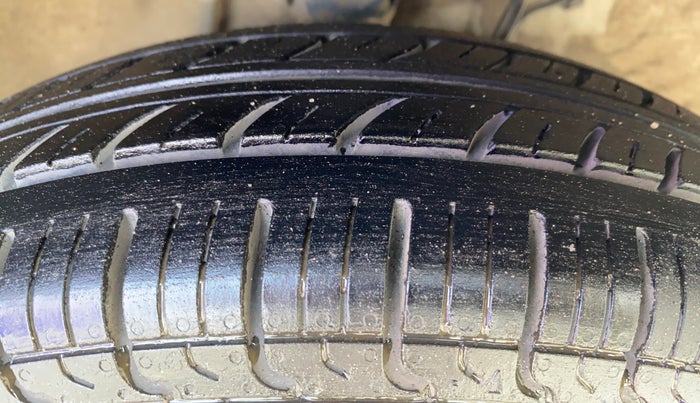 2020 Maruti Alto LXI, Petrol, Manual, 35,941 km, Right Front Tyre Tread