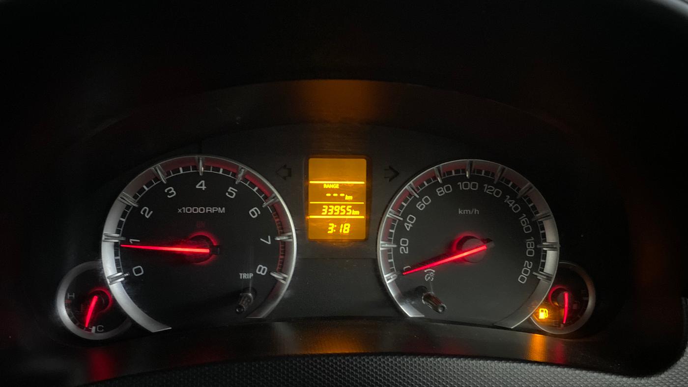 2014 Maruti Swift VXI, Petrol, Manual, 33,948 km, Odometer Image