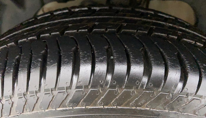 2014 Ford Ecosport 1.5 TREND TI VCT, Petrol, Manual, 26,064 km, Left Front Tyre Tread