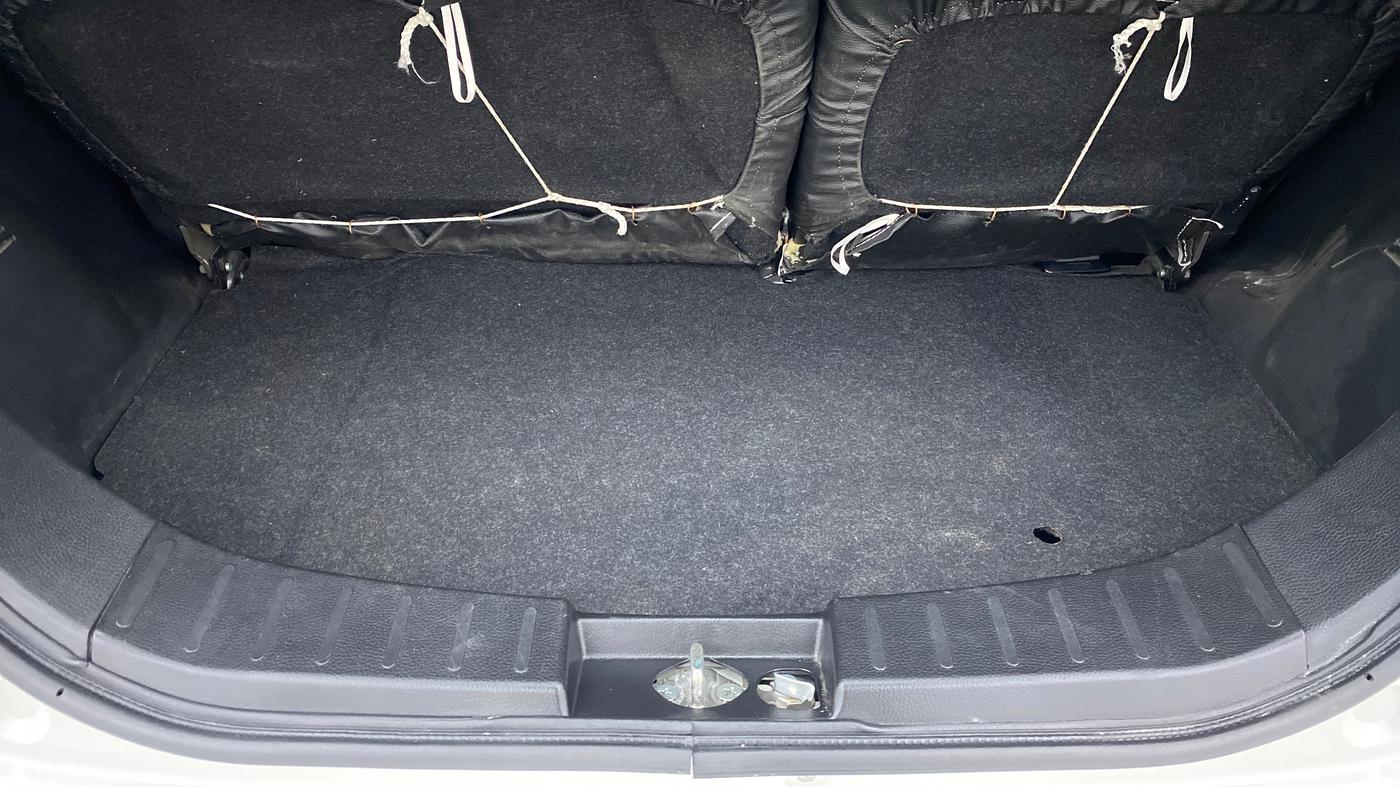 2018 Maruti Wagon R 1.0 VXI, Petrol, Manual, 15,855 km, Boot Inside