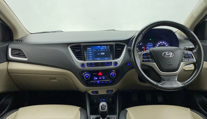 2017 Hyundai Verna 1.6 SX (O) CRDI MT, Diesel, Manual, 47,089 km, Dashboard