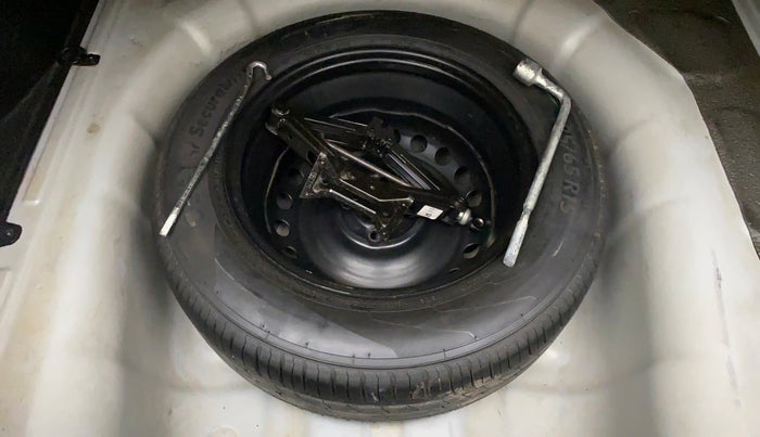 2017 Hyundai Verna 1.6 SX (O) CRDI MT, Diesel, Manual, 47,089 km, Spare Tyre