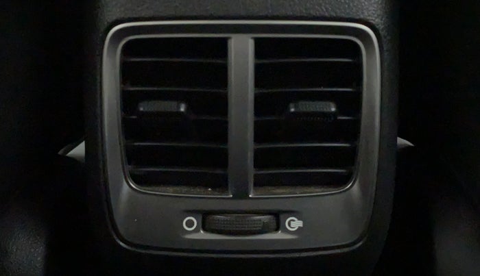 2017 Hyundai Verna 1.6 SX (O) CRDI MT, Diesel, Manual, 47,089 km, Rear AC Vents