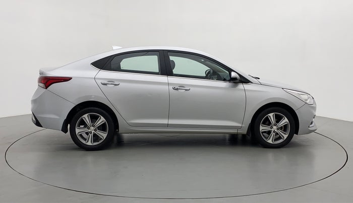 2017 Hyundai Verna 1.6 SX (O) CRDI MT, Diesel, Manual, 47,089 km, Right Side