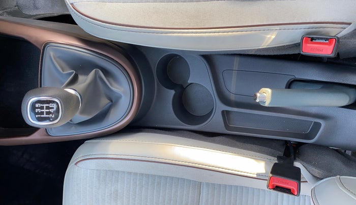 2024 Hyundai AURA SX 1.2 CNG, CNG, Manual, 16,272 km, Gear Lever