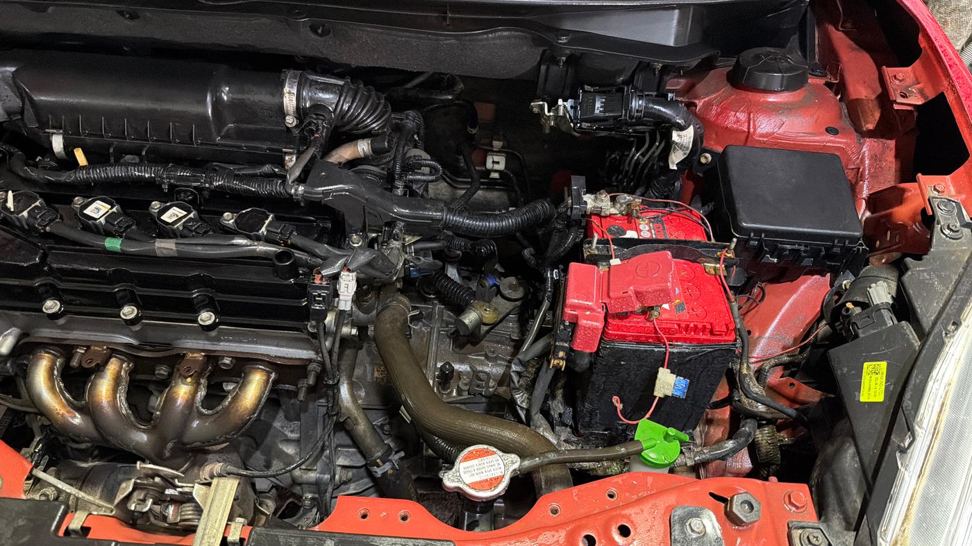 2018 Maruti Swift LXI, Petrol, Manual, 64,177 km, Engine View - Left