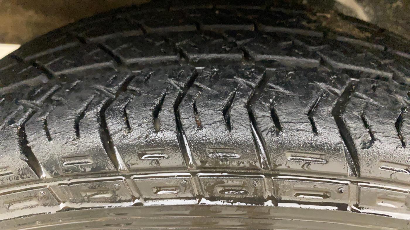 2017 Maruti Eeco 5 STR WITH A/C+HTR, Petrol, Manual, 12,281 km, Left Front Tyre Tread