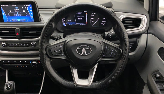 2021 Tata ALTROZ XZ PETROL, Petrol, Manual, 33,952 km, Steering Wheel Close Up