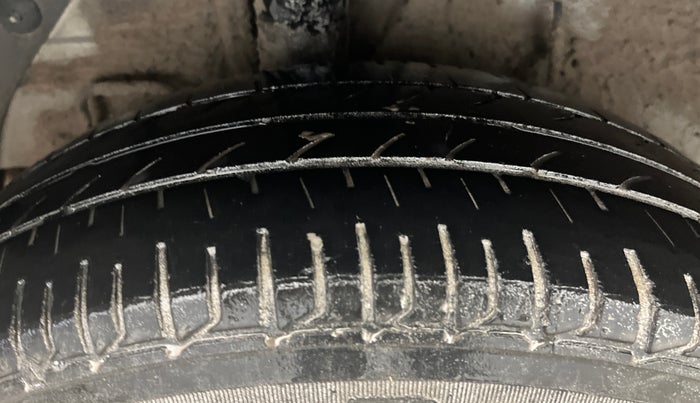 2020 Hyundai Elite i20 MAGNA PLUS 1.2, Petrol, Manual, 44,157 km, Right Rear Tyre Tread