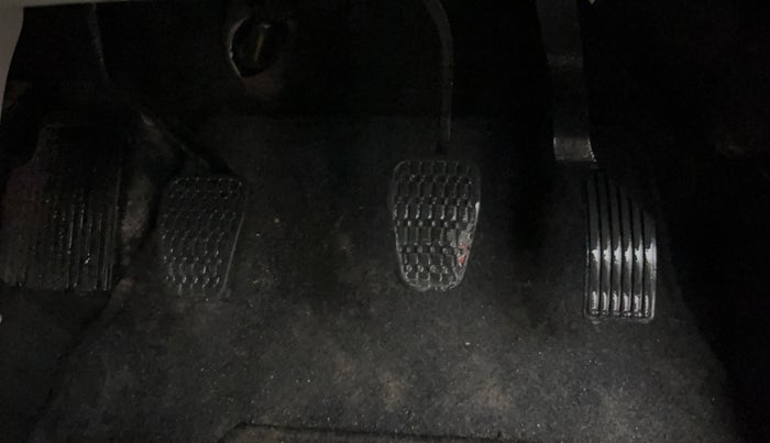 2021 Tata NEXON XZ PLUS DIESEL DUAL TONE, Diesel, Manual, 46,717 km, Pedals