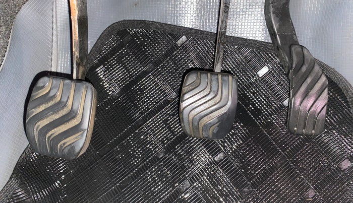 2016 Datsun Redi Go T (O), Petrol, Manual, 44,422 km, Pedals