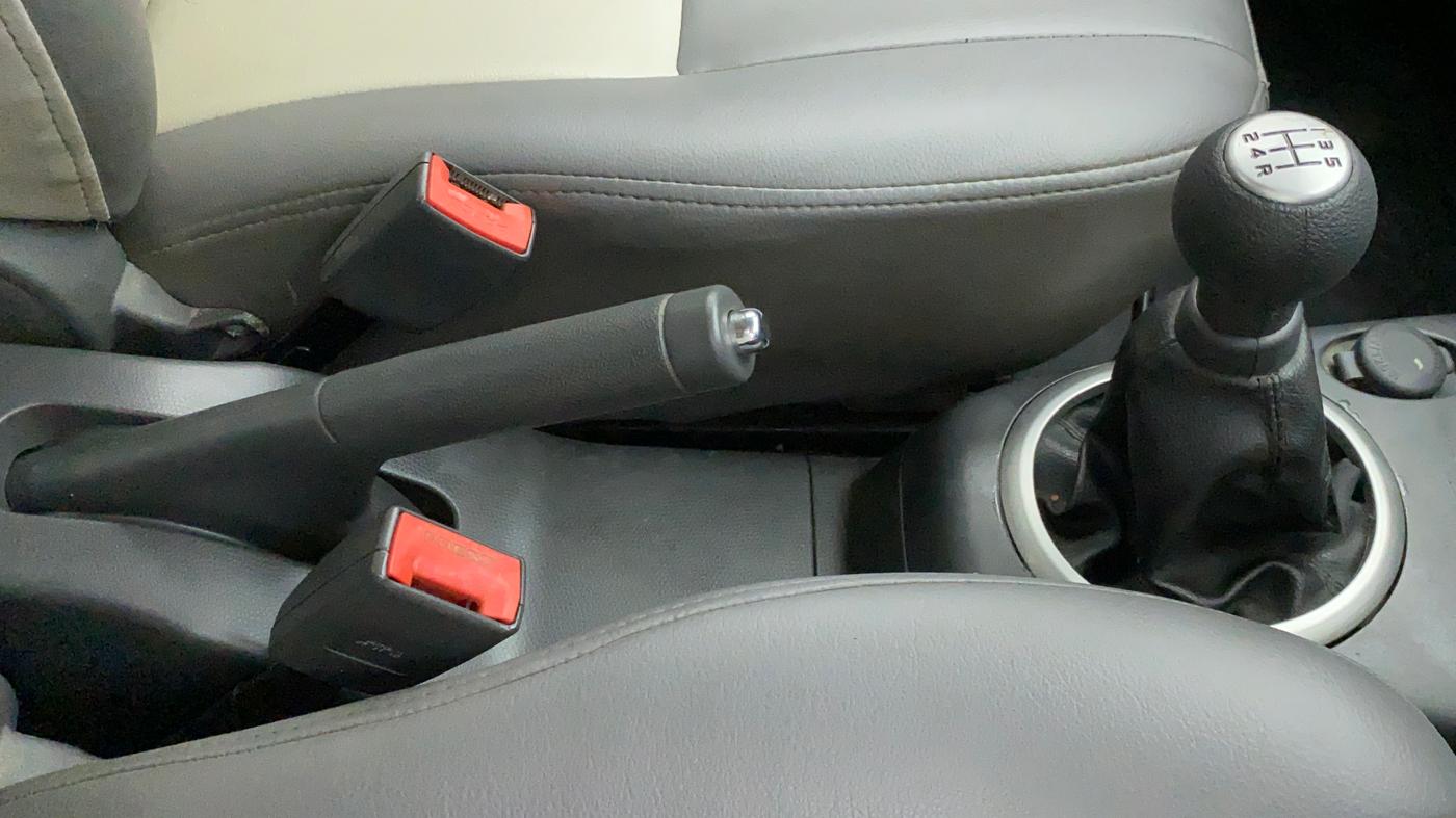 2010 Maruti Swift Dzire VXI, Petrol, Manual, 34,821 km, Gear Lever