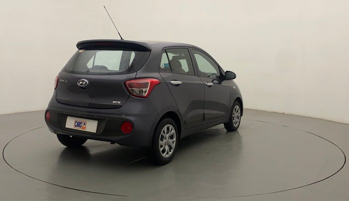 2017 Hyundai Grand i10 MAGNA 1.2 KAPPA VTVT, Petrol, Manual, 41,051 km, Right Back Diagonal
