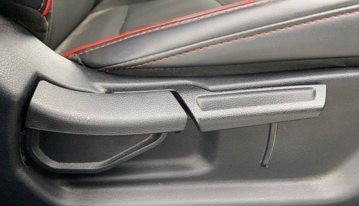 2022 Hyundai GRAND I10 NIOS SPORTZ 1.0 TURBO GDI, Petrol, Manual, 56,362 km, Driver Side Adjustment Panel