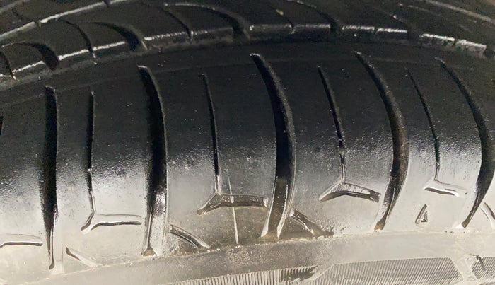 2022 Hyundai GRAND I10 NIOS SPORTZ 1.0 TURBO GDI, Petrol, Manual, 56,362 km, Left Front Tyre Tread