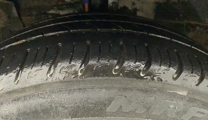 2016 Maruti Ciaz ZXI+ RS, Petrol, Manual, 50,234 km, Left Front Tyre Tread