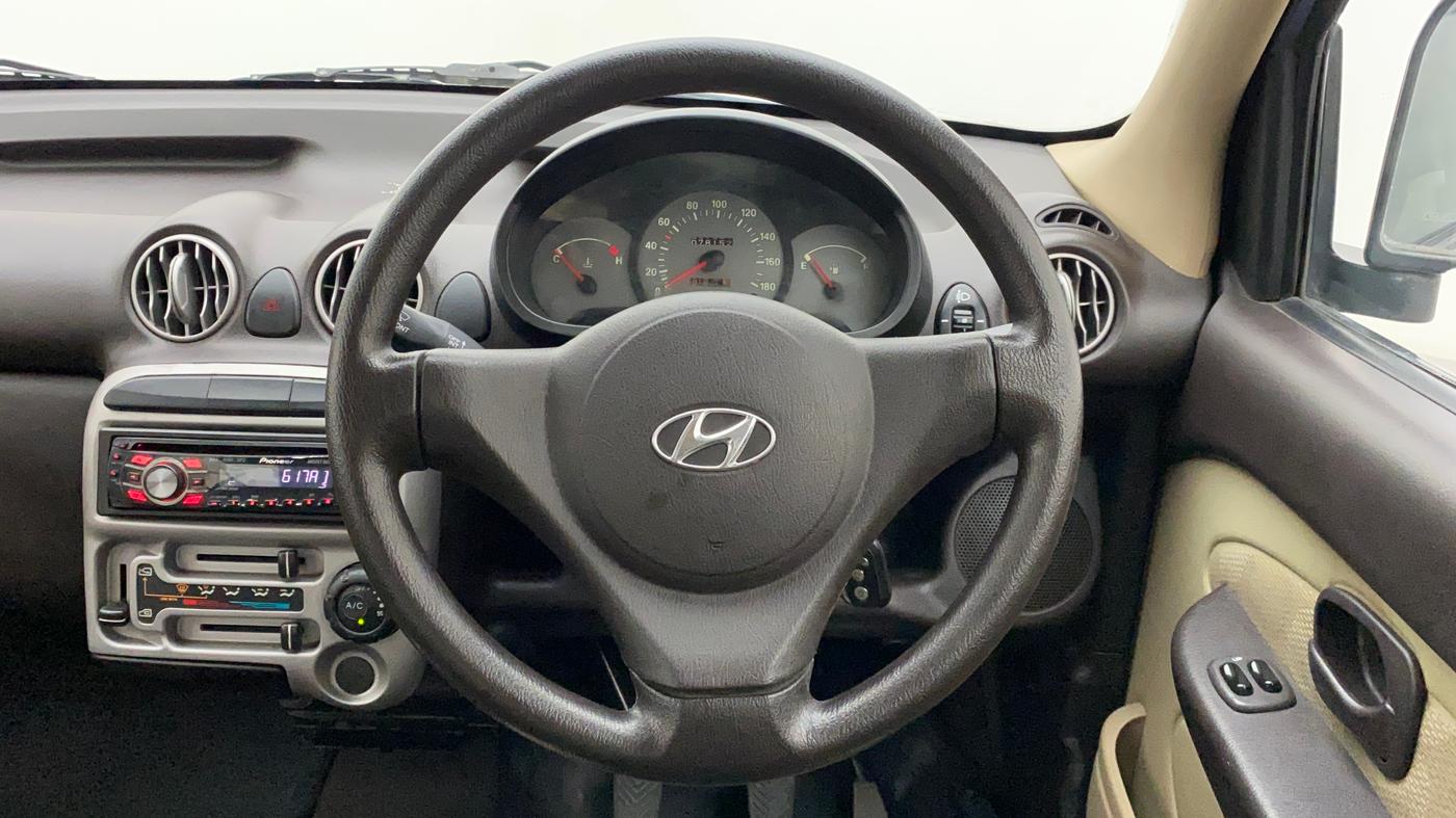 2011 Hyundai Santro Xing GL PLUS, Petrol, Manual, 78,152 km, Steering Wheel Close Up