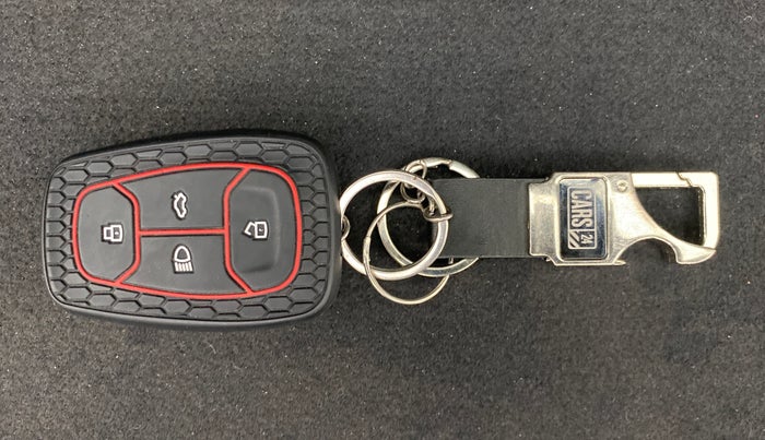 2020 Tata ALTROZ XZ 1.2, Petrol, Manual, 14,643 km, Key Close Up
