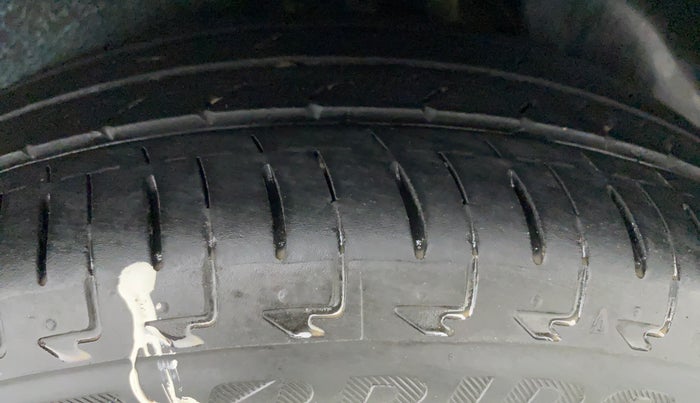 2017 Maruti IGNIS DELTA 1.2 K12 AMT, Petrol, Automatic, 28,510 km, Left Rear Tyre Tread