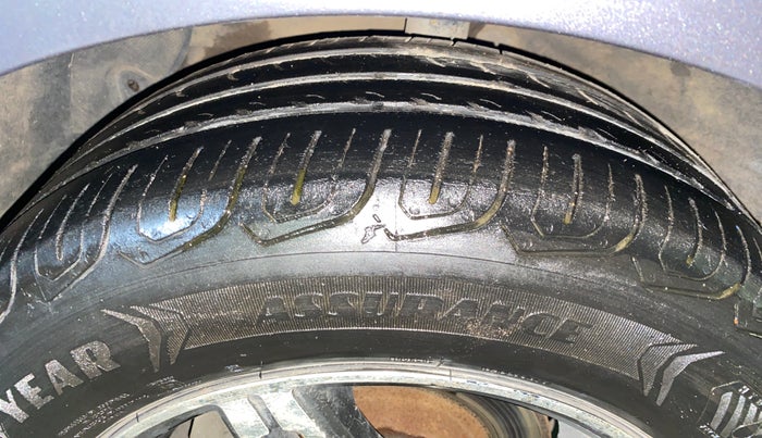 2014 Hyundai Grand i10 SPORTZ 1.2 KAPPA VTVT, Petrol, Manual, 41,599 km, Left Front Tyre Tread