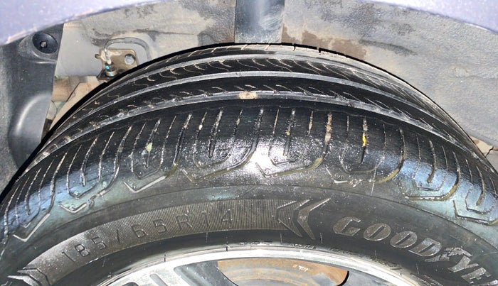 2014 Hyundai Grand i10 SPORTZ 1.2 KAPPA VTVT, Petrol, Manual, 41,599 km, Right Rear Tyre Tread