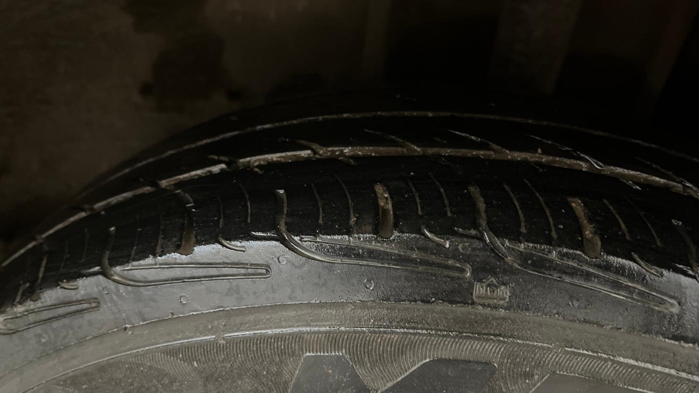 2017 Tata Tiago XM PETROL, CNG, Manual, 88,976 km, Left Rear Tyre Tread
