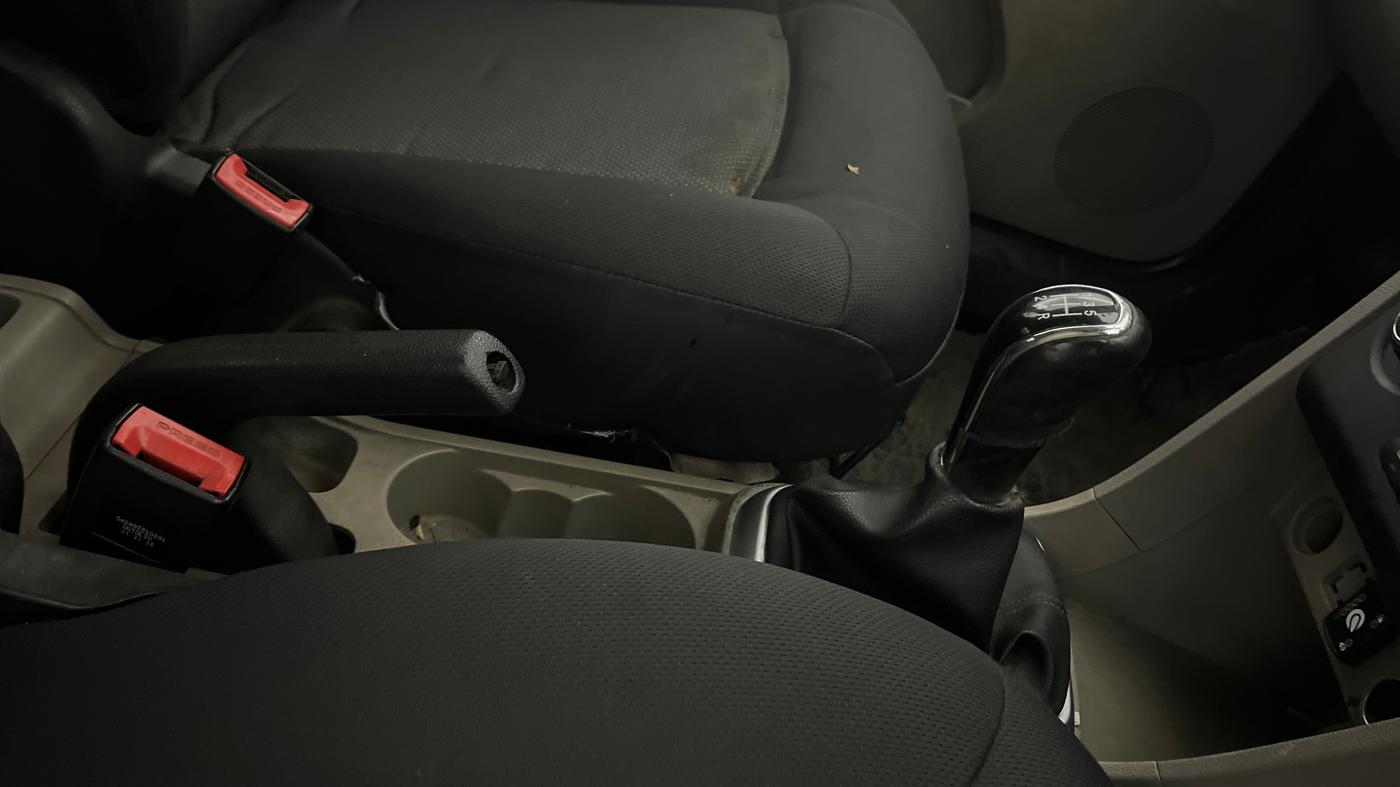 2017 Tata Tiago XM PETROL, CNG, Manual, 88,976 km, Gear Lever
