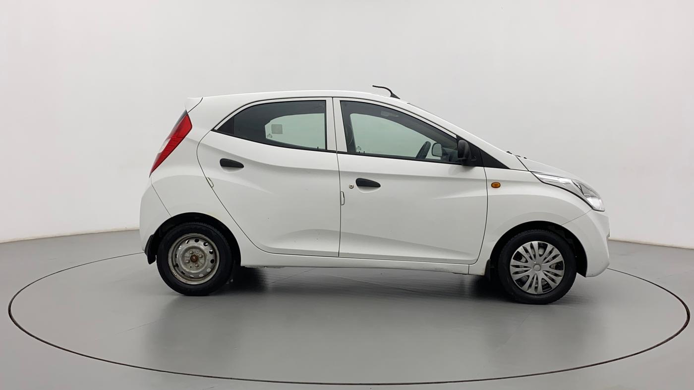 2018 Hyundai Eon ERA +, Petrol, Manual, 30,324 km, Right Side View