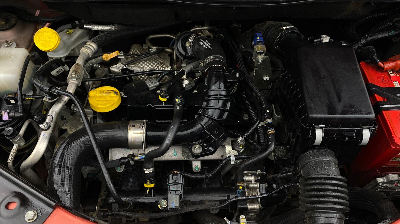 2021 Nissan MAGNITE XV PREMIUM TURBO CVT DUAL TONE, Petrol, Automatic, 35,358 km, Engine View