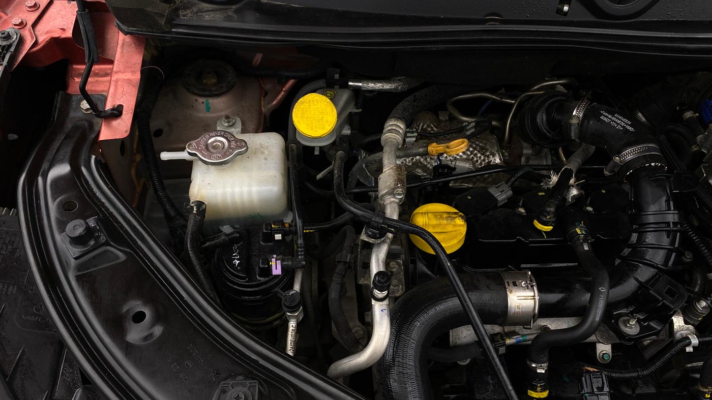 2021 Nissan MAGNITE XV PREMIUM TURBO CVT DUAL TONE, Petrol, Automatic, 35,358 km, Engine View - Right