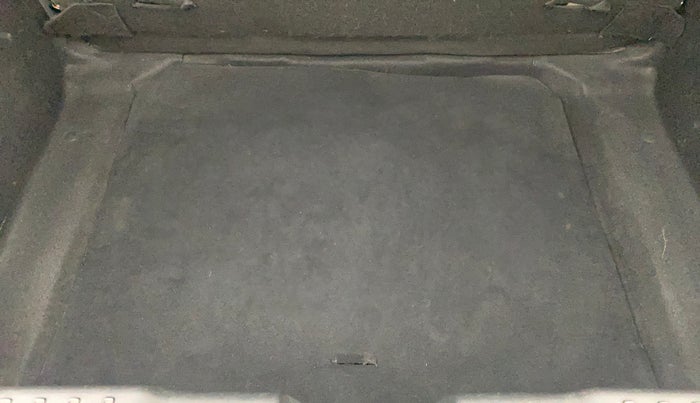 2020 Tata ALTROZ XE PETROL, Petrol, Manual, 26,151 km, Boot Inside