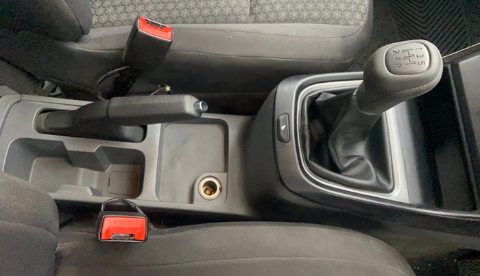 2020 Tata ALTROZ XE PETROL, Petrol, Manual, 26,151 km, Gear Lever