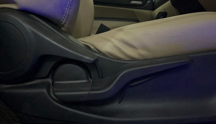 2021 Honda Amaze 1.2L I-VTEC VX CVT, Petrol, Automatic, 32,640 km, Driver Side Adjustment Panel