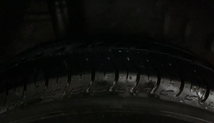 2021 Honda Amaze 1.2L I-VTEC VX CVT, Petrol, Automatic, 32,640 km, Right Rear Tyre Tread